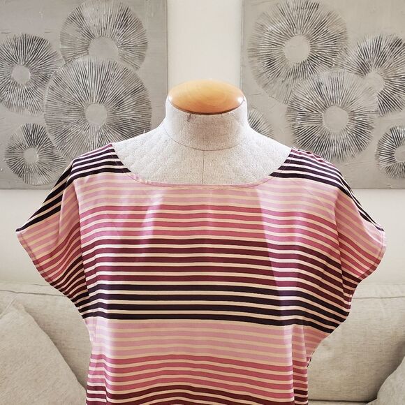 Vince Camuto Sleeveless Blouse sz Lg - Picture 2 of 10